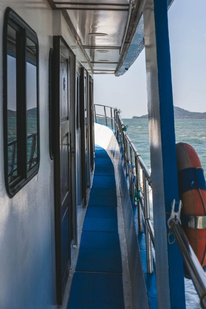 cabins on smiling seahorse