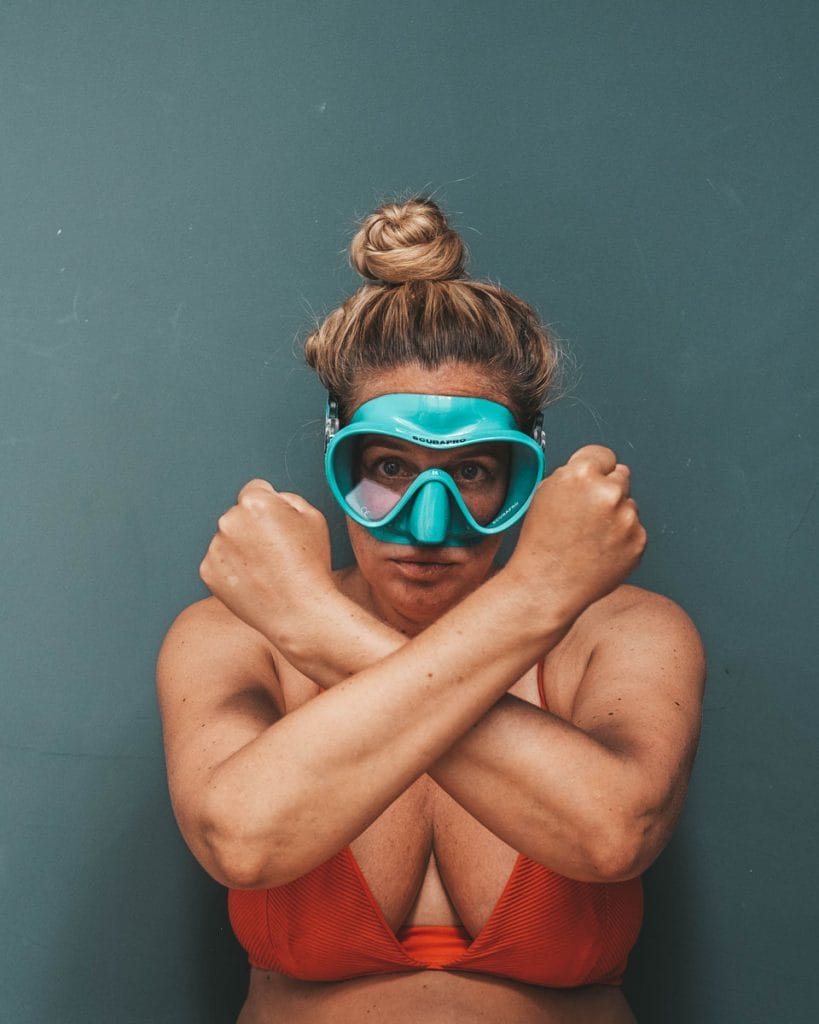 scuba hand signal for abort dive