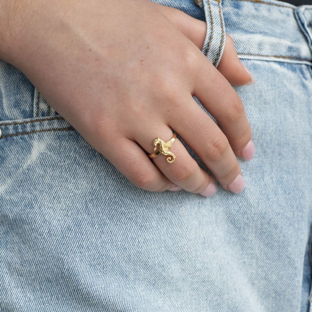 Castaway seahorse ring