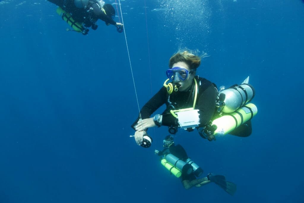 Annika Ziehen doing a technical dive with stage tanks