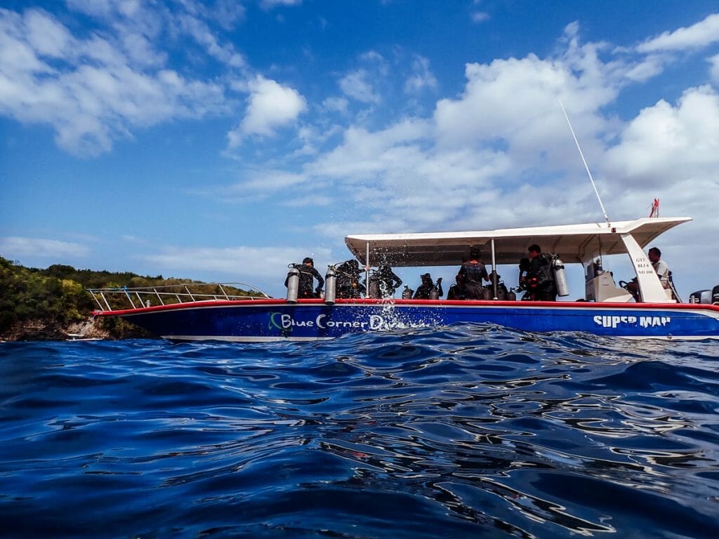 Blue Corner dive boat with divers