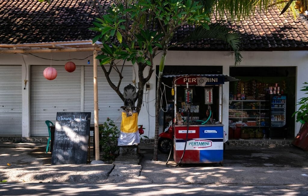 Small petrol station in Amed