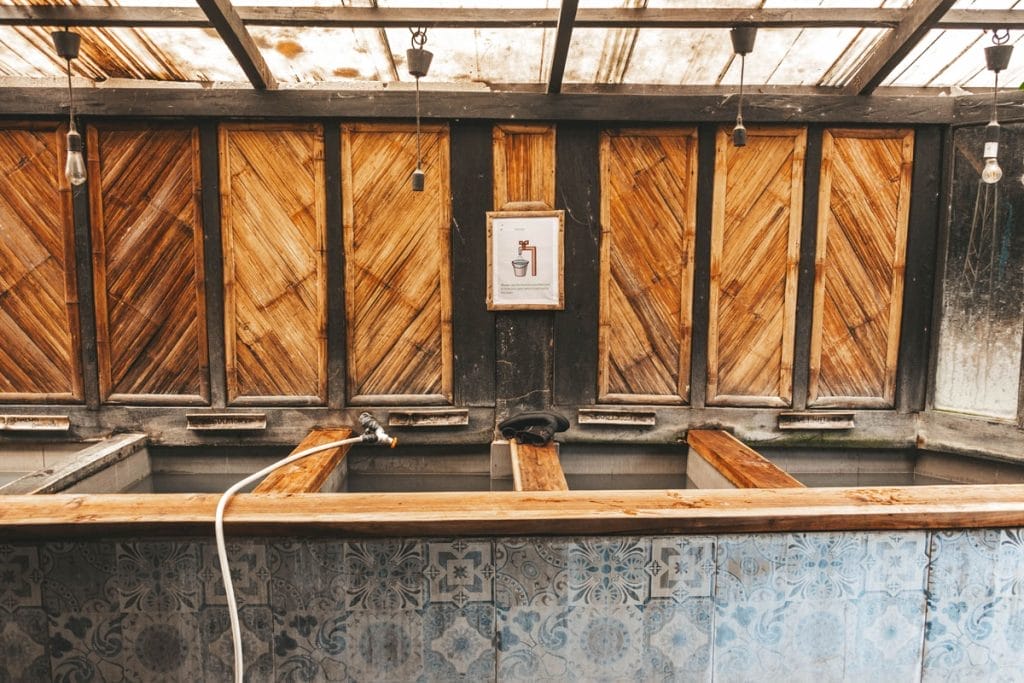washing basins for dive gear